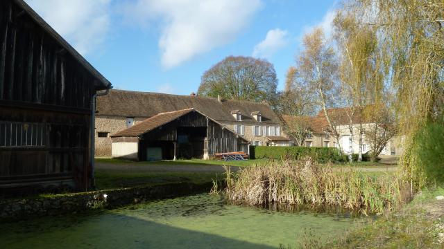 Ferme de Villaroy - bâtiments